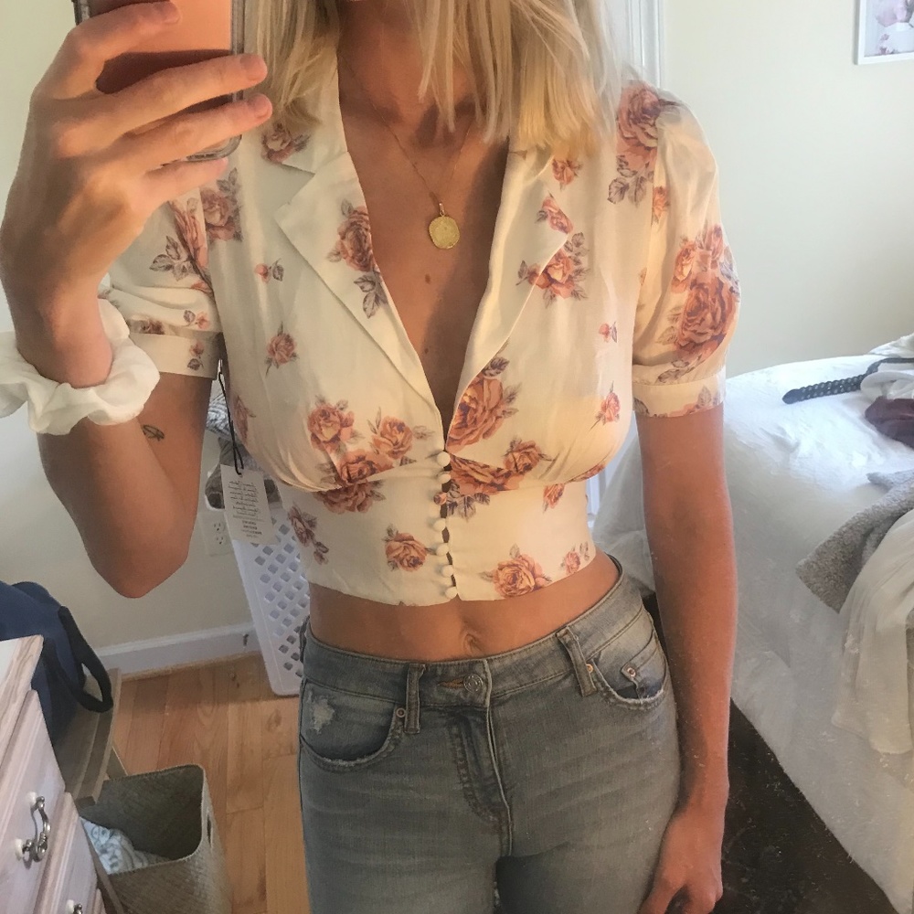 Floral Crop Top NWT